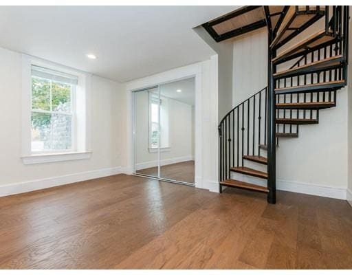 Building Photo - 16 Park Pl