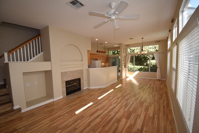 Building Photo - 11904 Cypress Canyon Rd