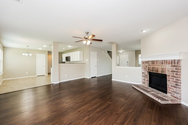 Building Photo - 9316 Liberty Crossing Dr
