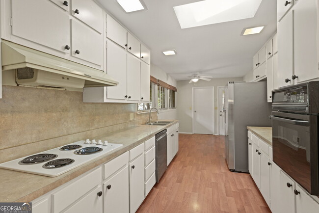 Foto del edificio - 705 Edgewater Trail