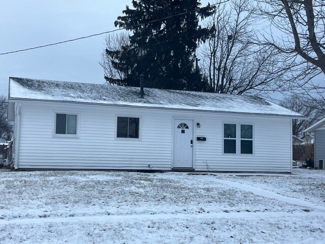 Primary Photo - NOW AVAILABLE! - 366 Franklin Ave, Xenia, ...