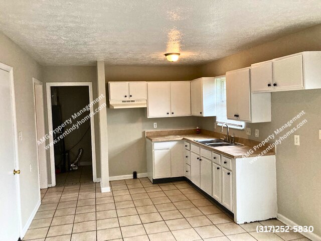 Foto del edificio - WARREN TOWNSHIP! 3 bedrooms and 1.5 bathrooms This Charming residence offers ample space and comf...