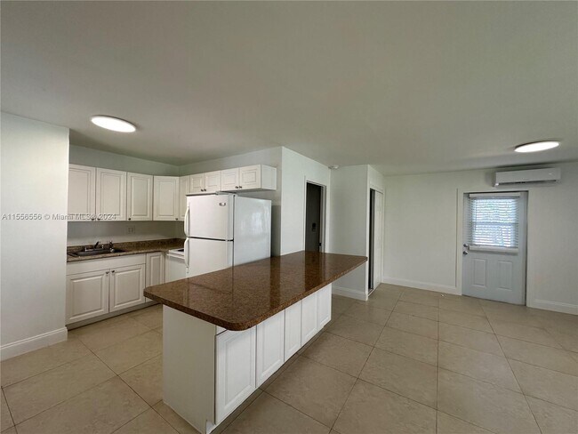 Foto del edificio - 1411 Dixie Hwy