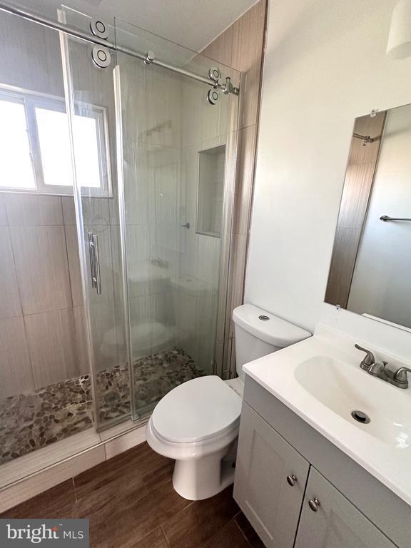 Foto del edificio - 6406 Wilcox Ct