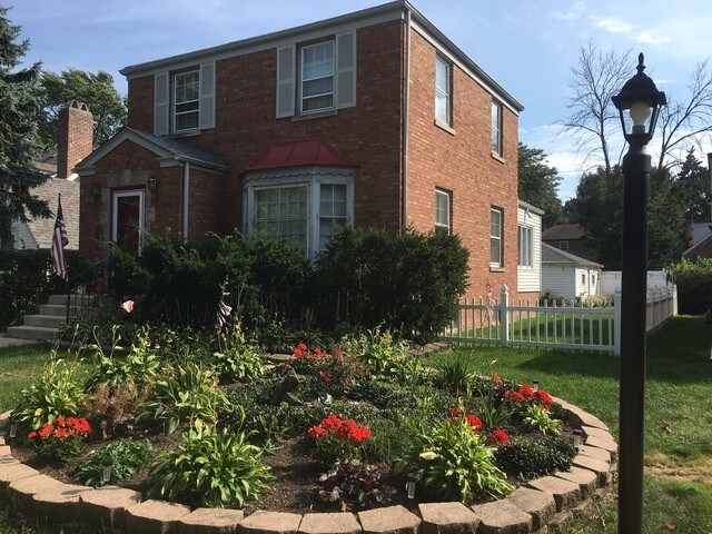 Building Photo - 4921 Lunt Ave