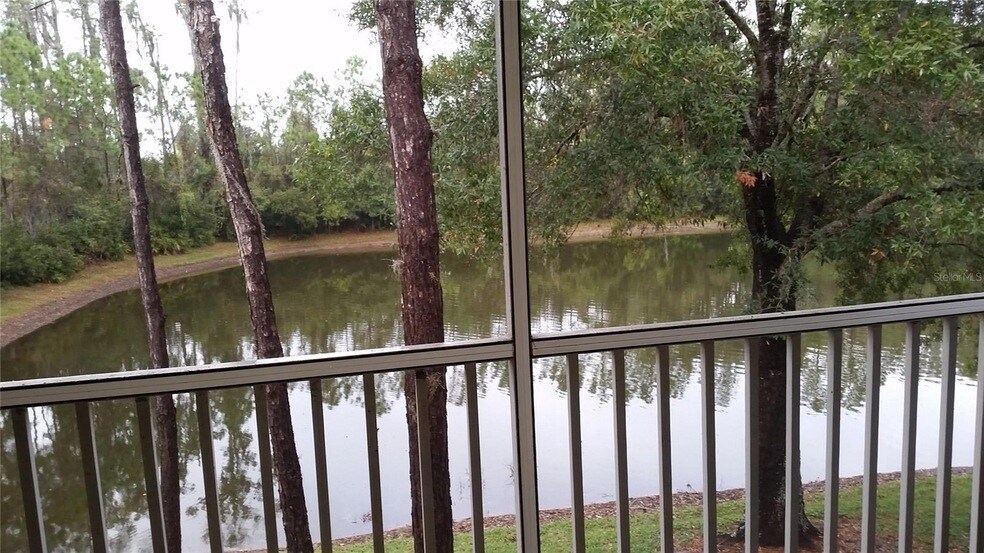 Foto del edificio - 6327 Green Oaks Cir