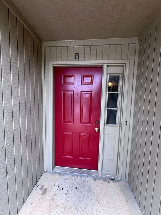 Building Photo - Crossland Downs condo