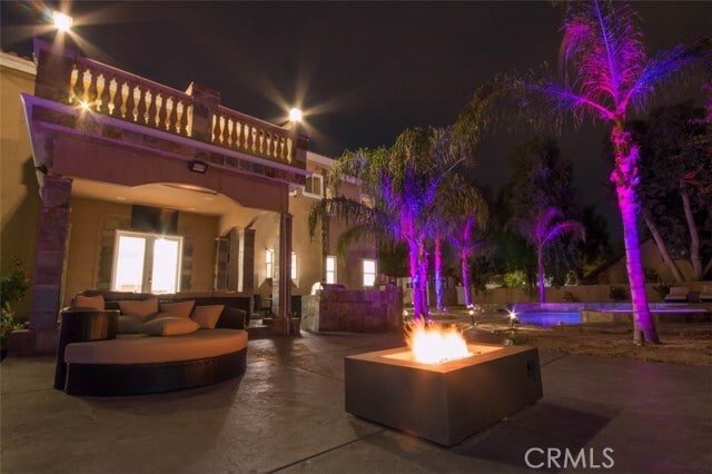 Foto del edificio - 10062 Valley Circle Blvd