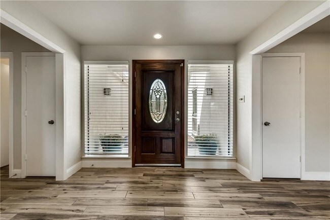 Foto del edificio - 2506 Parkhaven Dr