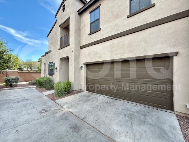 Foto del edificio - 3900 E Baseline Rd