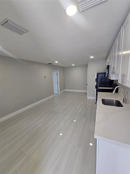 Building Photo - 4072 SW 51st St