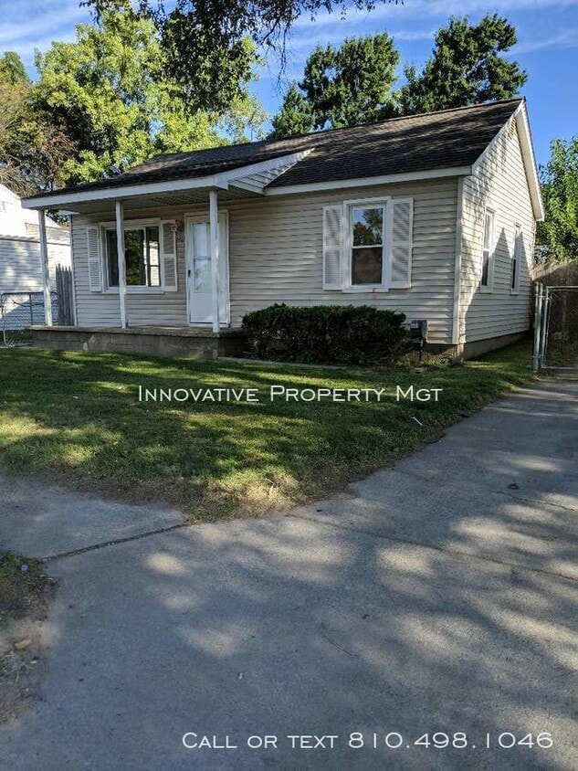 Cozy 2 bedroom, 1 bath home in Burton House Rental in Burton, MI