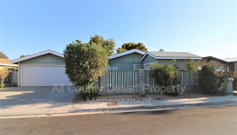 Primary Photo - 73905 Elizabeth Dr