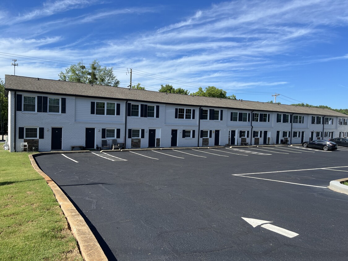 Primary Photo - Maddox Street Townhomes Downtown Lawrence...