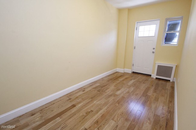 Foto del edificio - 2833 49th St