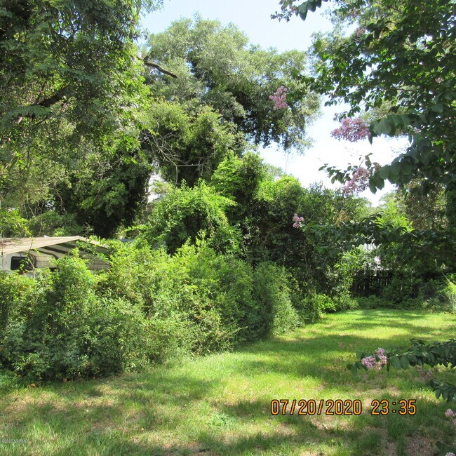 Building Photo - 2089 Burnett Blvd