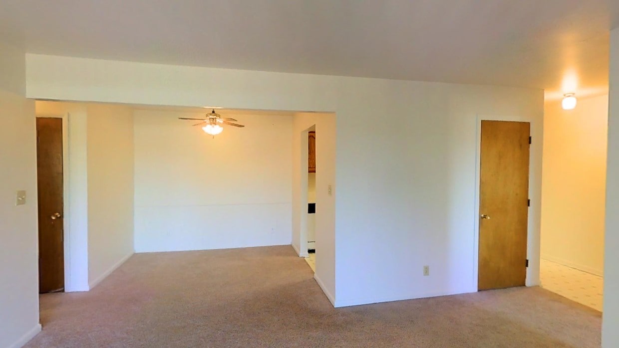 Photo - University Heights Apartments