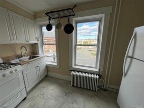 Building Photo - 65 Audrey Ave