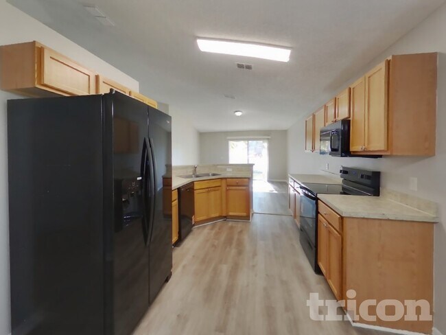 Foto del edificio - 4138 Clearbrook Cove Rd