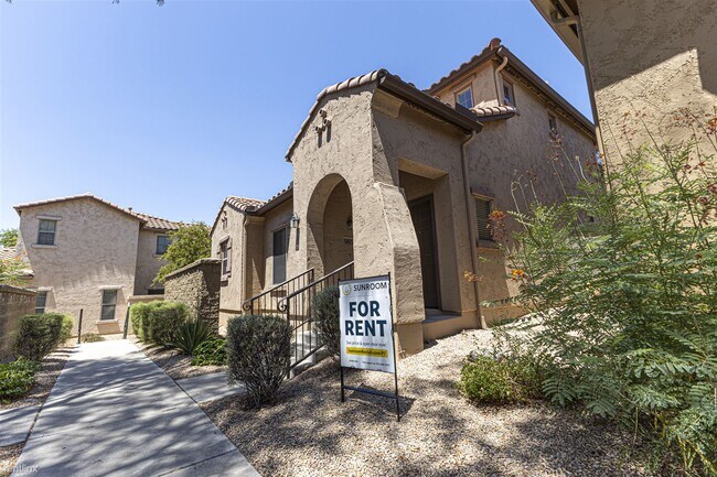 Building Photo - 4 br, 2.5 bath Townhome - 3659 W Thalia Ct
