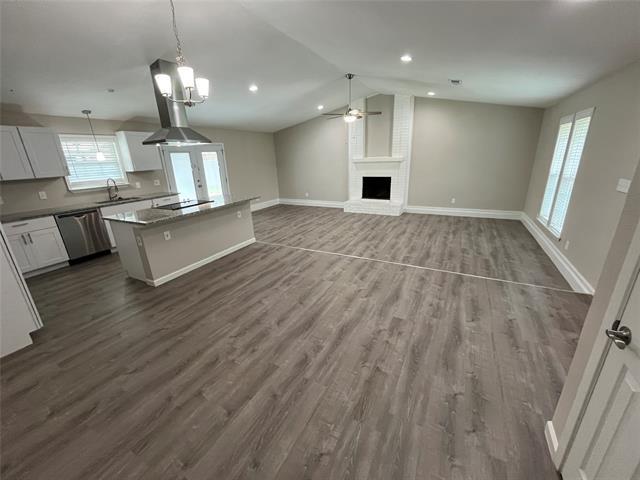 Building Photo - 522 San Carlos Dr