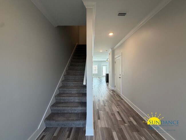 Foto del edificio - Gorgeous 2 Story 4 Bedrooms Townhome in Fort Walton Beach!