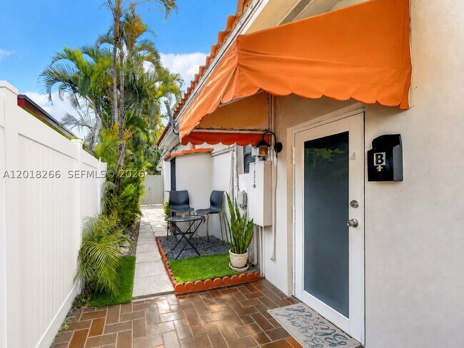 Foto del edificio - 7537 Buccaneer Ave