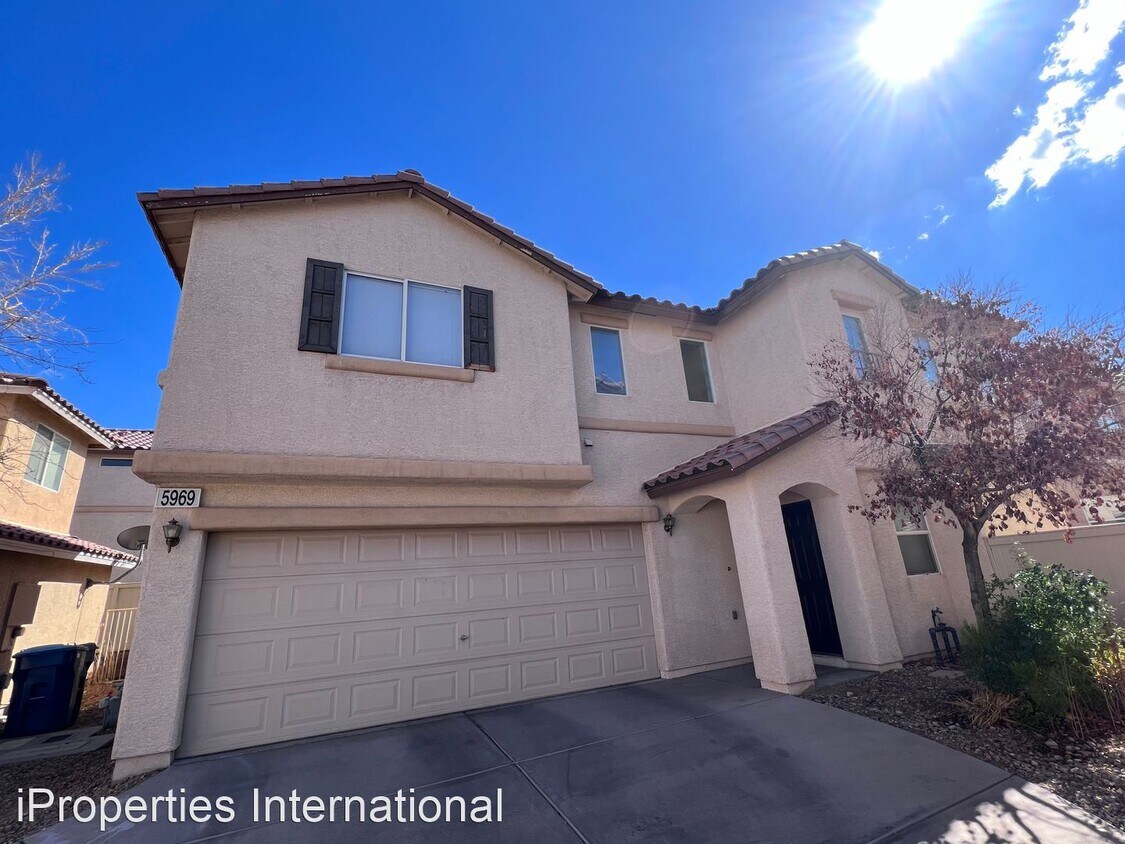 Foto principal - 3 br, 2.5 bath House - 5969 Ambleshire Ave