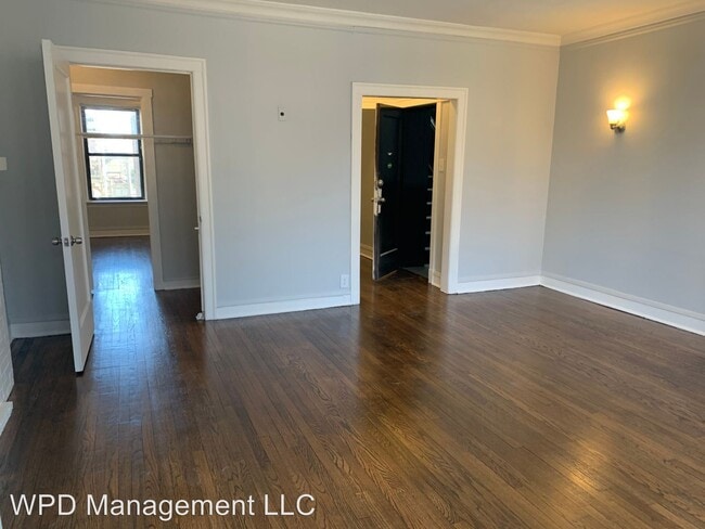 Building Photo - 7200 S Bennett Ave
