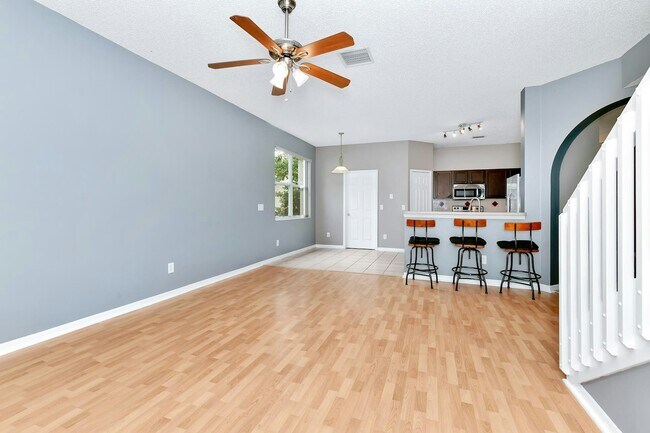 Foto del edificio - 3449 Foxcroft Cir