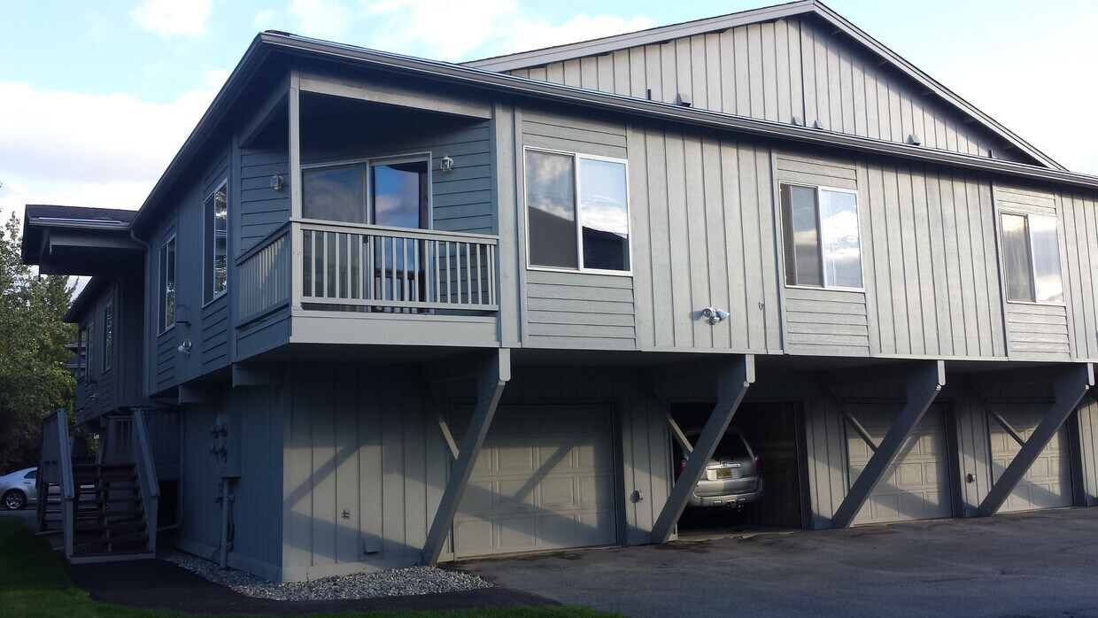 3030 Lore Rd Unit Xx, Anchorage, AK 99507 Condo for Rent in Anchorage