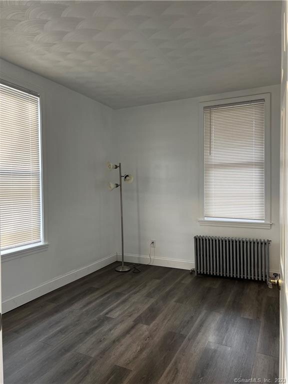 36 Earle Ave, Watertown, CT 06779 Room for Rent in Watertown, CT