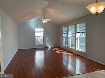 Building Photo - 206 Dogwood Ave