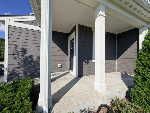Foto del edificio - 2104 Weatherbee Ln