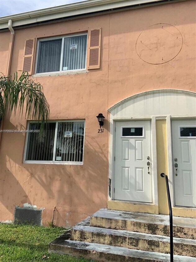 Foto principal - 231 NW 84th Terrace