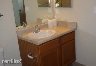 Foto del edificio - 3 br, 2 bath Apartment - 3316 Paintbrush Lane