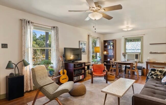 Building Photo - 5015 Avenue G
