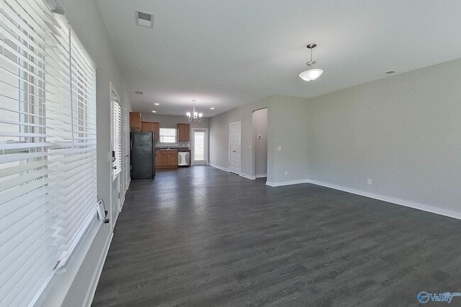 Building Photo - 344 White Oak Cir