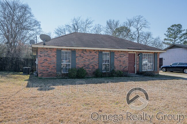 Building Photo - 3022 Dobbs Dr