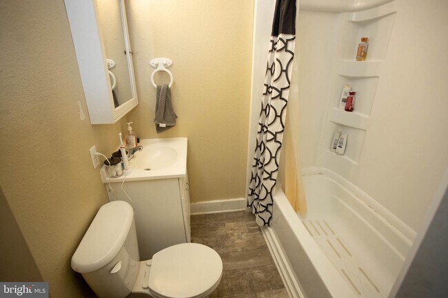 Foto del edificio - 40 S Main St