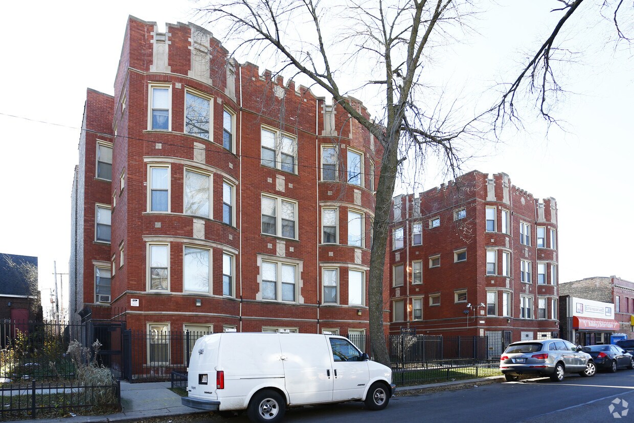 Building Photo - 2531-2541 E 73rd St