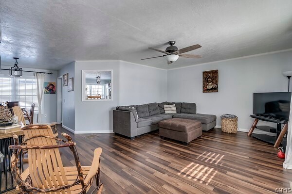 Foto del edificio - 31795 US-11