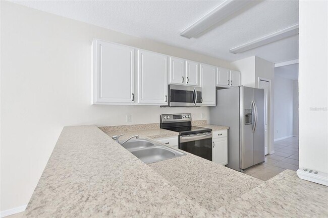 Foto del edificio - 15843 Fishhawk View Dr