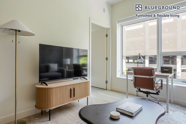 Foto del edificio - 6390 De Longpre Ave