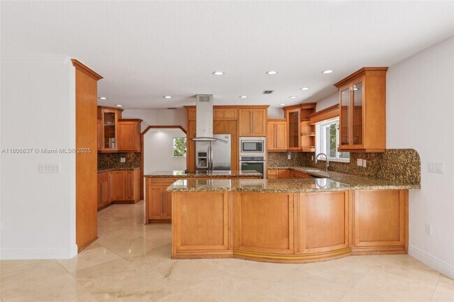 Building Photo - 13145 Coronado Terrace