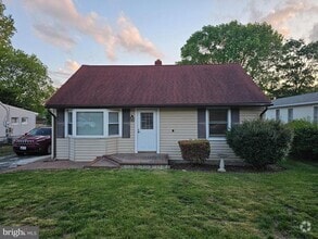 Building Photo - 8524 Highland Ln