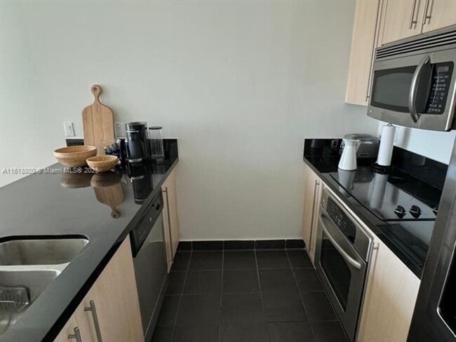 Photo - 79 SW 12th St Apartment