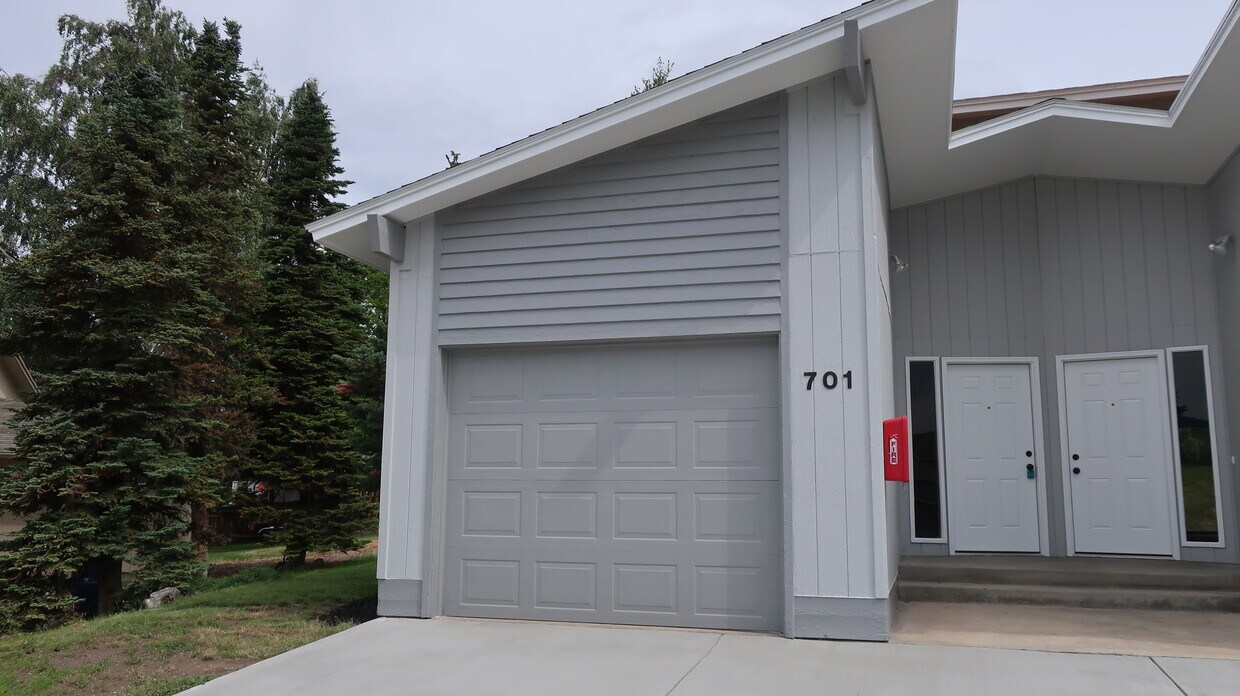 701 11th St NE, East Wenatchee, WA 98802 Townhome Rentals in East