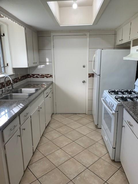 Foto del edificio - 1455 Tarberry Rd