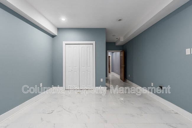 Building Photo - 1553 9th St NW